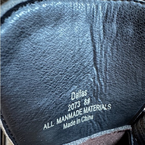 SEVEN7 Dallas Studded Western Buckles Ankle NWT Sz 8 - Picture 5 of 10